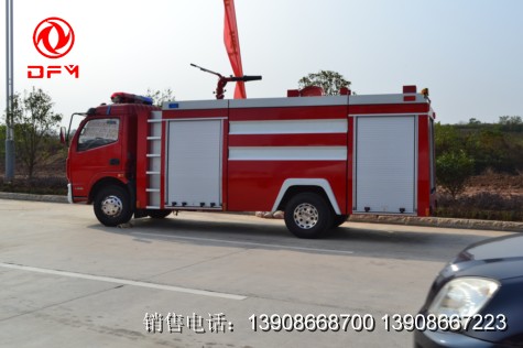 東風(fēng)多利卡消防車