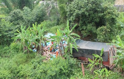 武警官兵救援現(xiàn)場(chǎng)