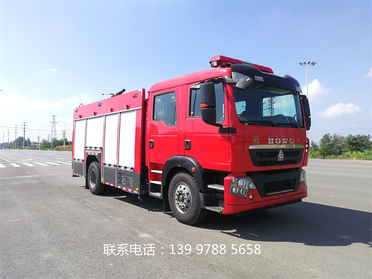 江特JDF5190GXFSG80/Z型水罐消防車