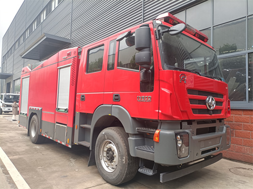 上汽紅巖8噸泡沫消防車(國(guó)六)