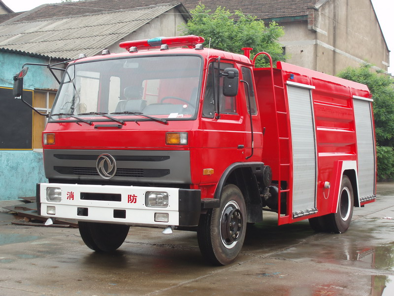 東風(fēng)145水罐/泡沫消防車